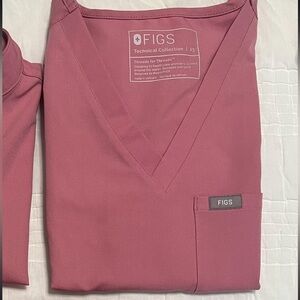 Figs - Chalk Pink Scrub Top